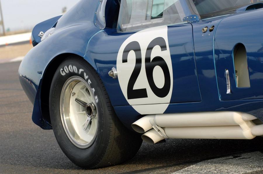  Shelby Cobra Daytona Coupe CSX2601 1965 года  (фото 29 из 44)